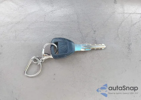 1999 Acura Rl 3.5 from USA, damaged, VIN JH4KA9666XC007581